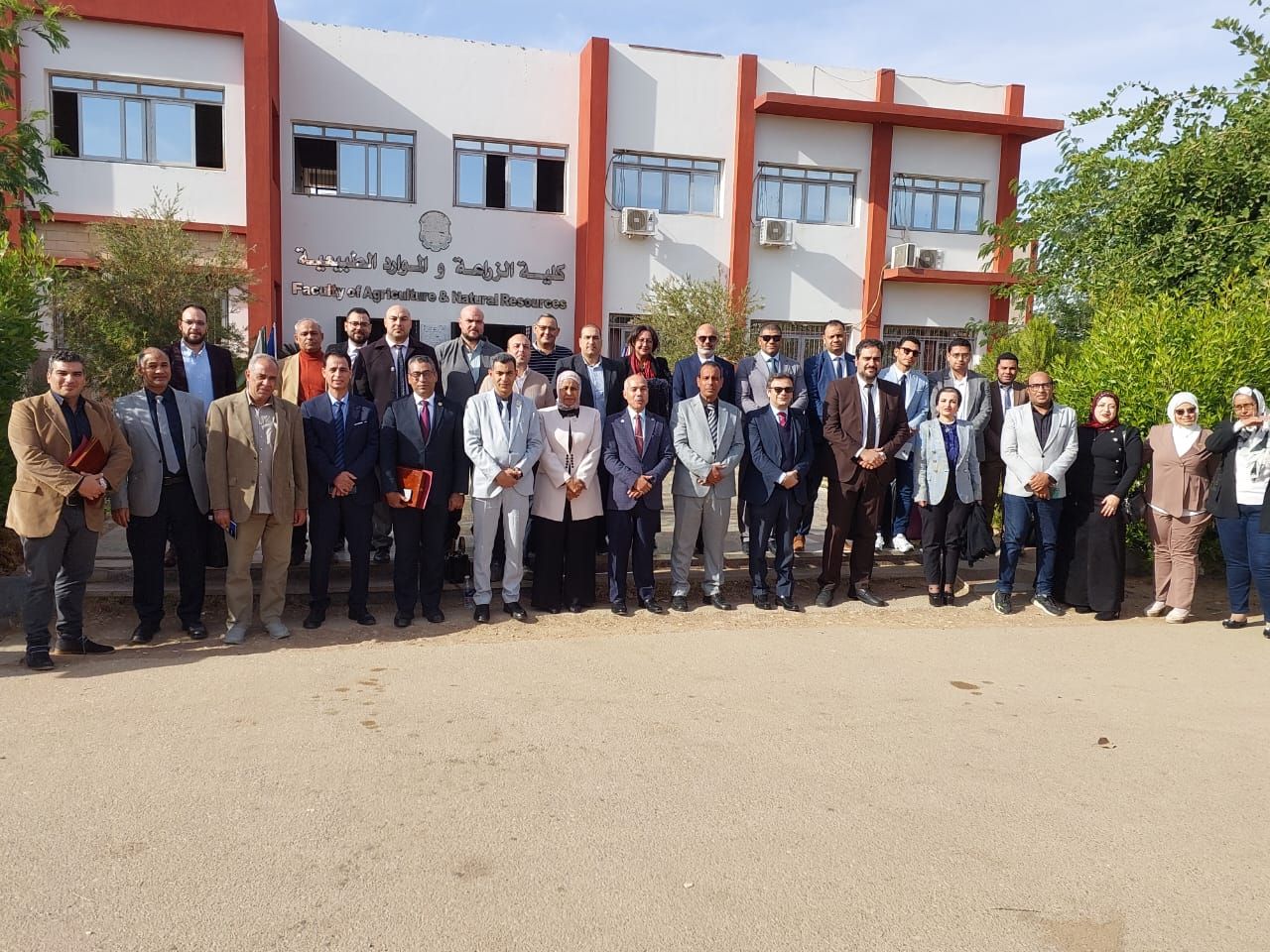 مشاركة مركز تطوير الاداء الجامعي بالحضور في اجتماع اللجنة التنفيذية للتدريب على تكنولوجيا المعلومات بالمجلس الأعلى للجامعات